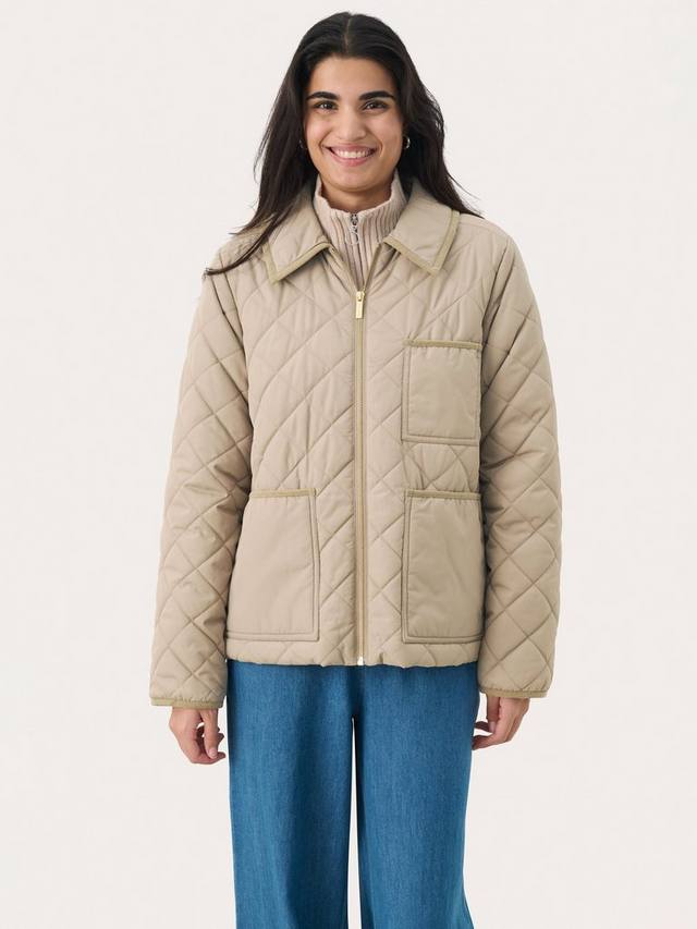 Стеганая куртка наоми Part Two, цвет Desert Taupe
Стеганая куртка наоми Part Two, цвет Desert Taupe