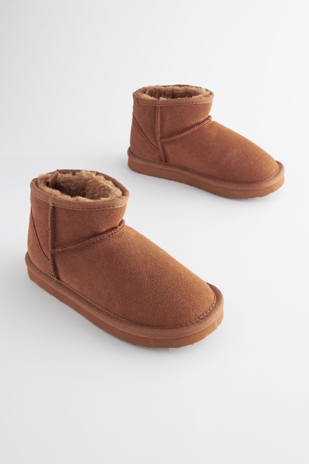 Замшевые высокие тапочки на теплой подкладке Next, коричневый
Замшевые высокие тапочки на теплой подкладке Next, коричневый