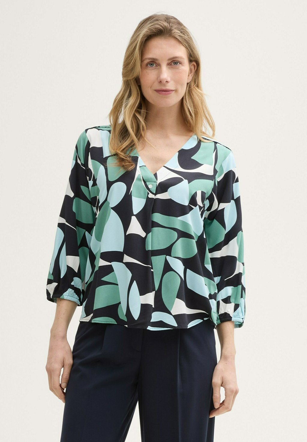 Блуза MIT MUSTER TOM TAILOR, зеленый
Блуза MIT MUSTER TOM TAILOR, зеленый