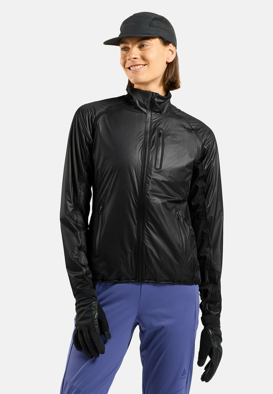 Лыжная куртка ODLO ZEROWEIGHT DUAL DRY WATERPROOF, Black
Лыжная куртка ODLO ZEROWEIGHT DUAL DRY WATERPROOF, Black