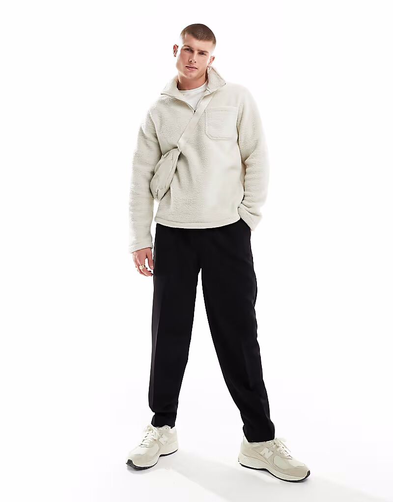 Флис, молния 1/4, кремового цвета Jack & Jones
Флис, молния 1/4, кремового цвета Jack & Jones