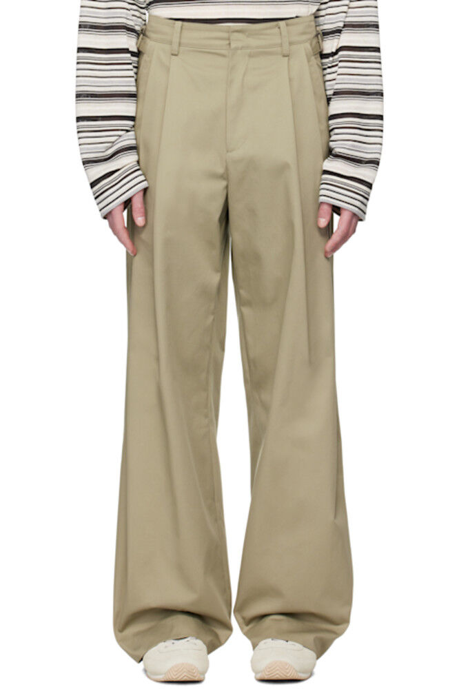 Эксклюзивные брюки из серо-коричневого твила от SSENSE System
Эксклюзивные брюки из серо-коричневого твила от SSENSE System