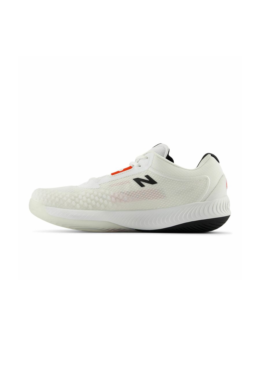 Кроссовки New Balance FUELCELL 996V6, White Black/White
Кроссовки New Balance FUELCELL 996V6, White Black/White