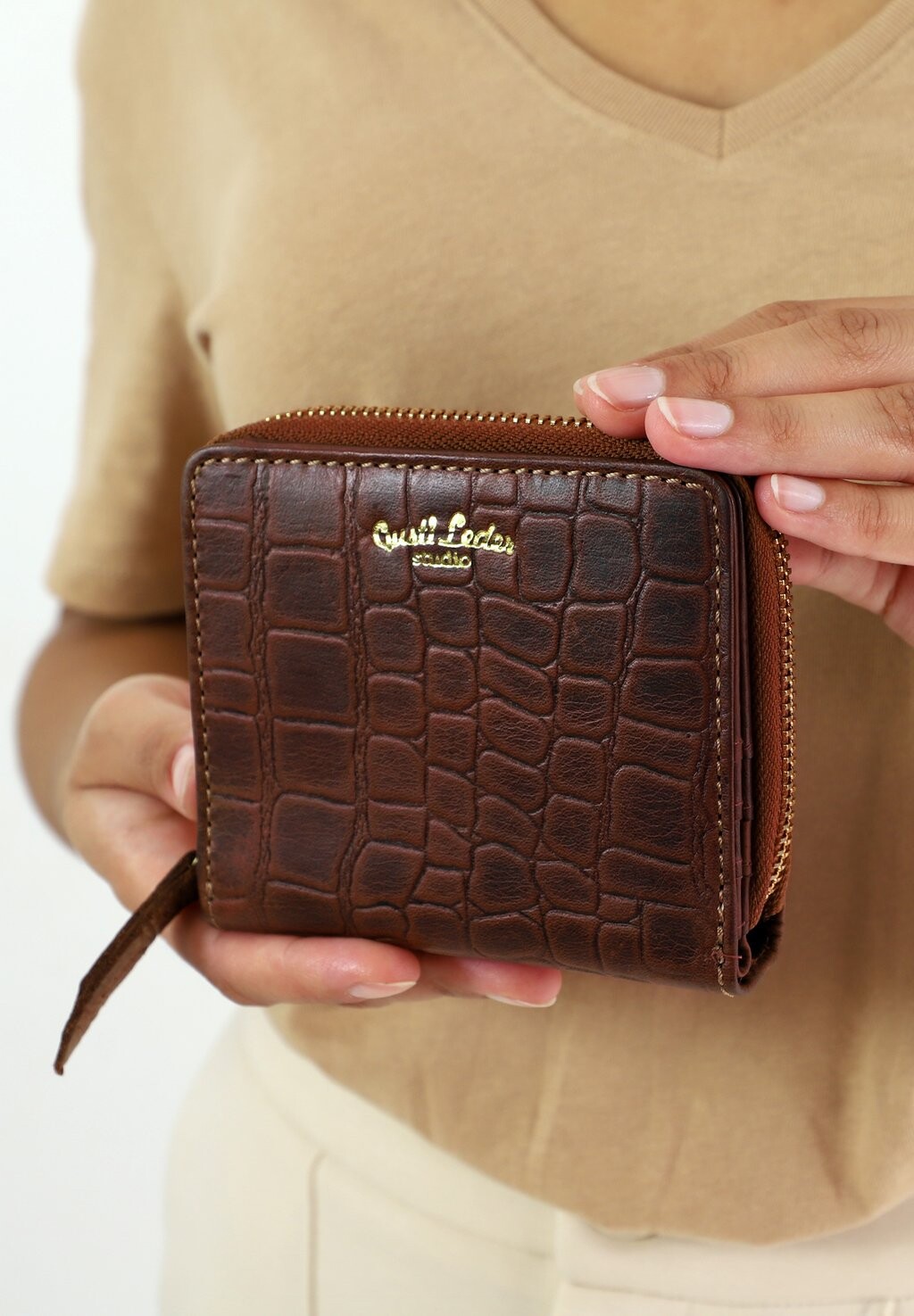 Кошелек MONIKA Gusti Leder, цвет dunkelbraun
Кошелек MONIKA Gusti Leder, цвет dunkelbraun