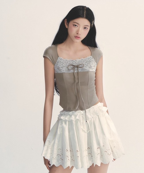 Топ с кружевной отделкой SunsetPark, серый
Топ с кружевной отделкой SunsetPark, серый