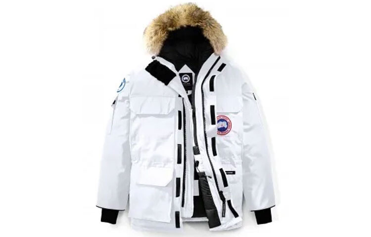 Мужской пуховик Canada Goose, белый
Мужской пуховик Canada Goose, белый
