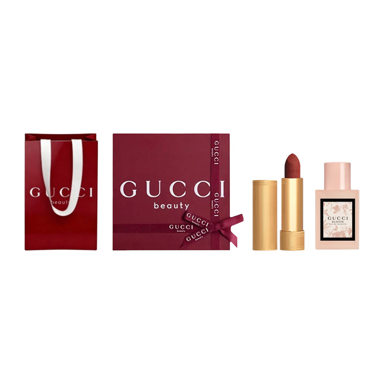 GUCCI Floral Joy Velvet Mist набор помады и парфюма Eau De Toilette EDT White Flower Neroli 50мл+3,5г
GUCCI Floral Joy Velvet Mist набор помады и парфюма Eau De Toilette EDT White Flower Neroli 50мл+3,5г