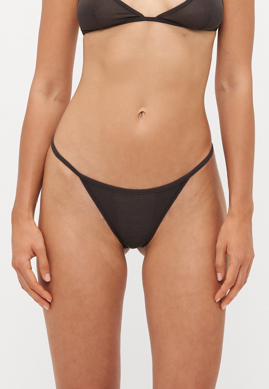 Брифы Dsquared2 BRIEF, Coffee/Dark Brown
Брифы Dsquared2 BRIEF, Coffee/Dark Brown