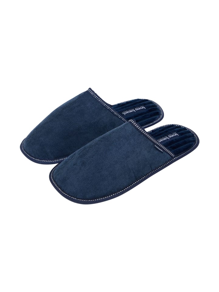 Английские домашние тапочки темно-синего цвета Bruno Banani
Английские домашние тапочки темно-синего цвета Bruno Banani