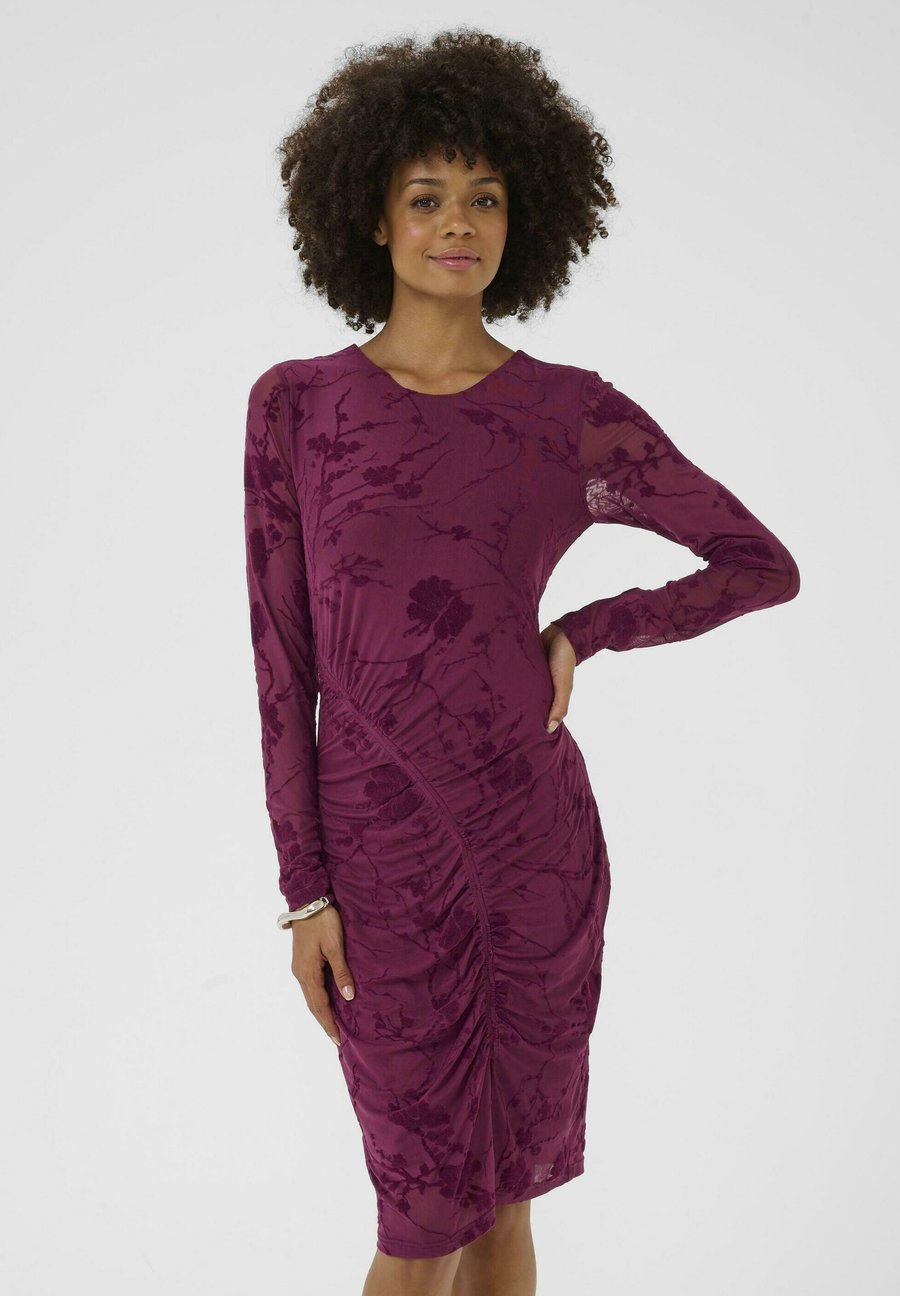 Платье Culture PALIDA ALIFA, Winetasting/Bordeaux
Платье Culture PALIDA ALIFA, Winetasting/Bordeaux