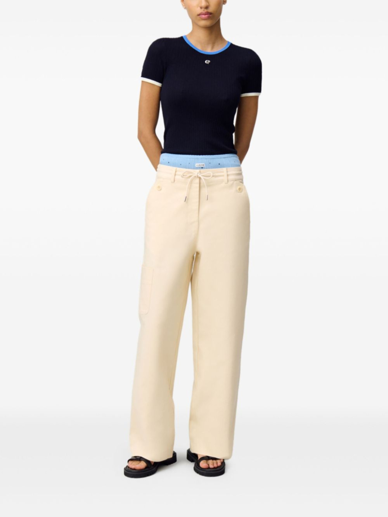 Claudie Pierlot брюки карго узкого кроя с заниженной талией, нейтральный цвет
Claudie Pierlot брюки карго узкого кроя с заниженной талией, нейтральный цвет