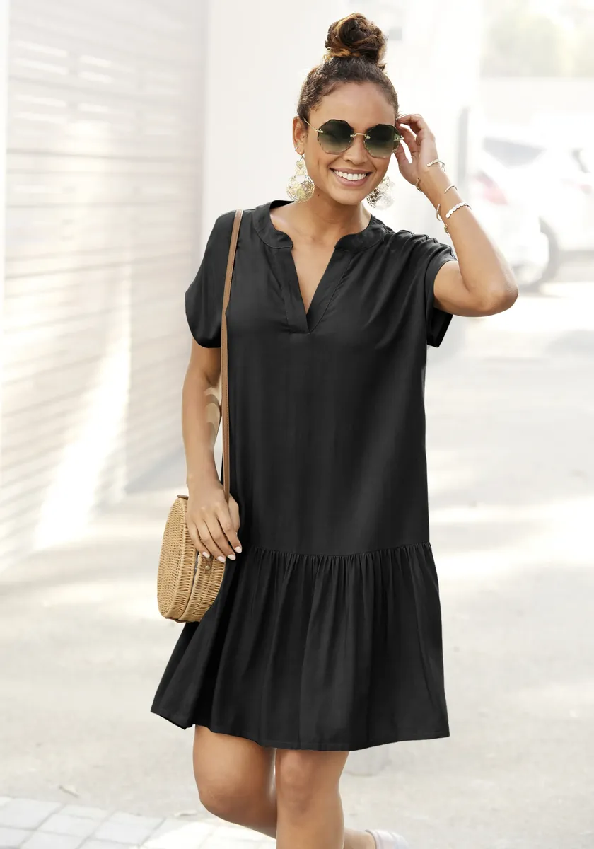 Платье-блузка S.Oliver, с воланом на юбке, платье-туника, летнее платье, базовое, черный 
Платье-блузка S.Oliver, с воланом на юбке, платье-туника, летнее платье, базовое, черный