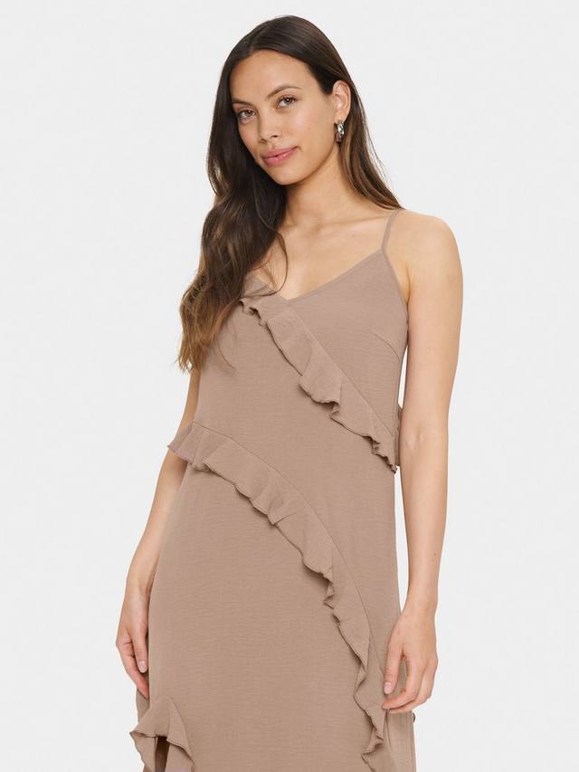 Платье миди Lilian с рюшами и тонкими бретелями Saint Tropez, Antler
Платье миди Lilian с рюшами и тонкими бретелями Saint Tropez, Antler