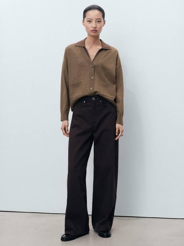 Кардиган Nekko с v-образным вырезом из шерстяной смеси с карманом Mango, Medium Brown
Кардиган Nekko с v-образным вырезом из шерстяной смеси с карманом Mango, Medium Brown