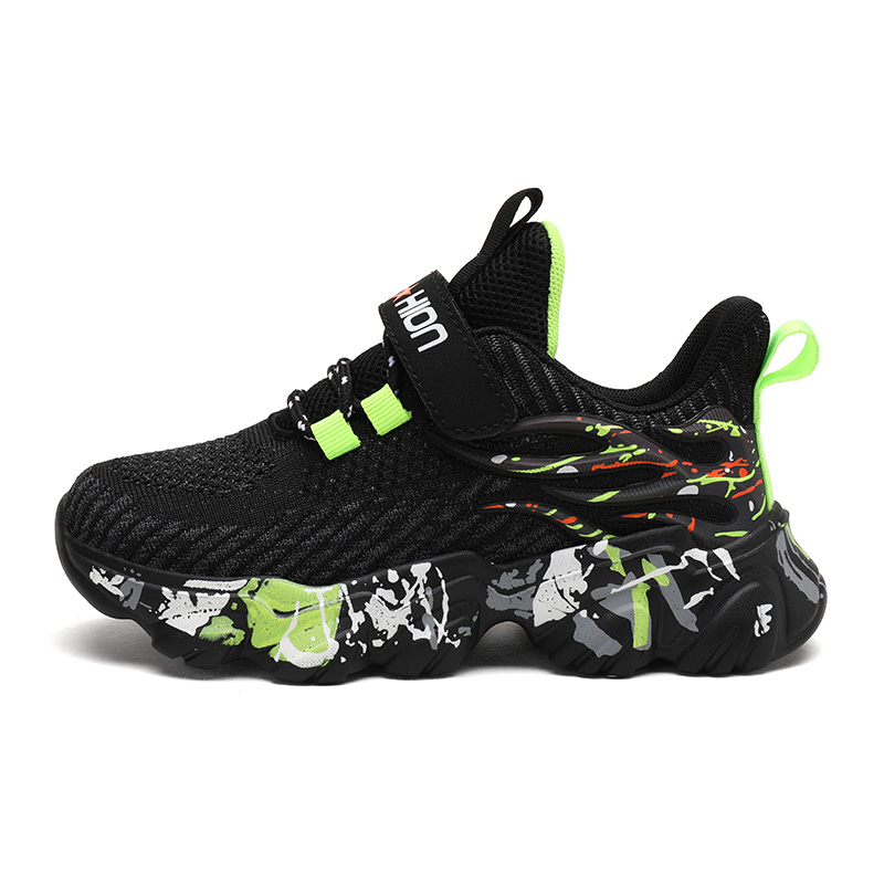 Детские кроссовки для бега QIUTEXIONG, черный/зеленый
Детские кроссовки для бега QIUTEXIONG, черный/зеленый