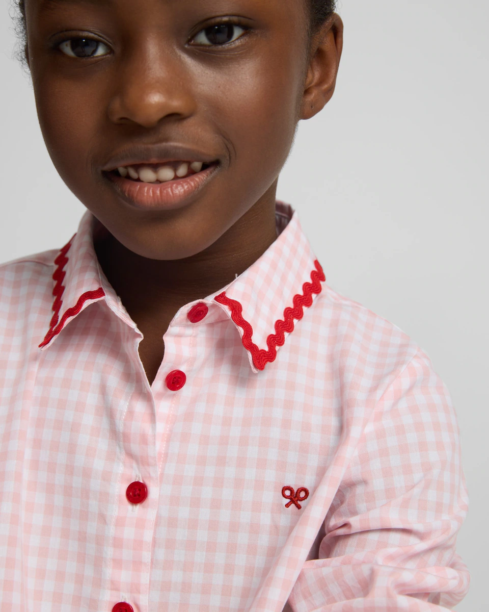 Детская рубашка в клетку виши с длинным рукавом Silbon, розовый
Детская рубашка в клетку виши с длинным рукавом Silbon, розовый