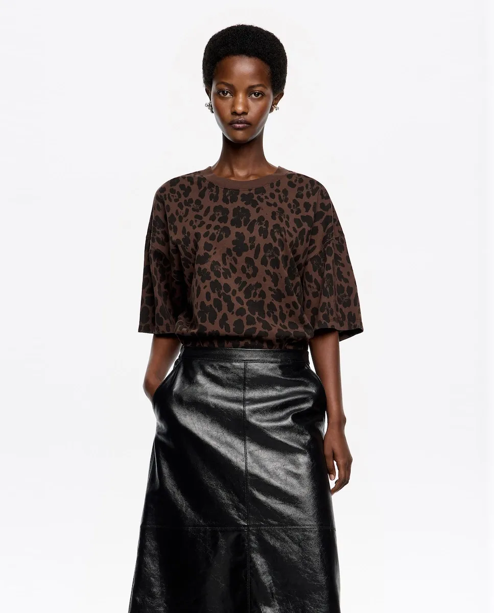 Женская оверсайз футболка Leopard Big Bimba y Lola, темно-коричневый
Женская оверсайз футболка Leopard Big Bimba y Lola, темно-коричневый