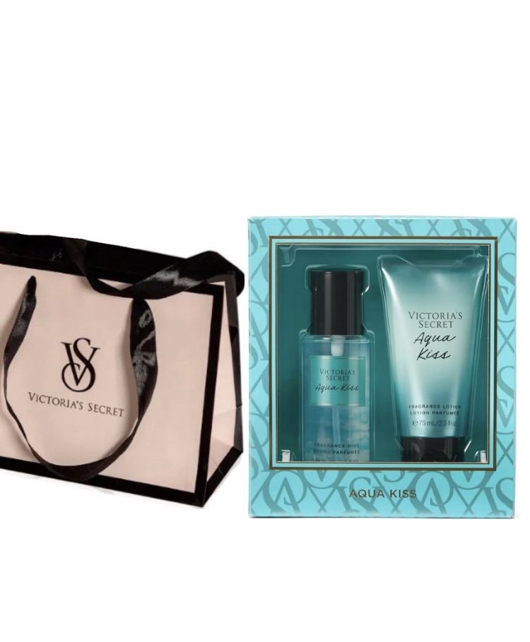 Набор Victoria's Secret Aqua Kiss, 2 пакета по 75 мл
Набор Victoria's Secret Aqua Kiss, 2 пакета по 75 мл