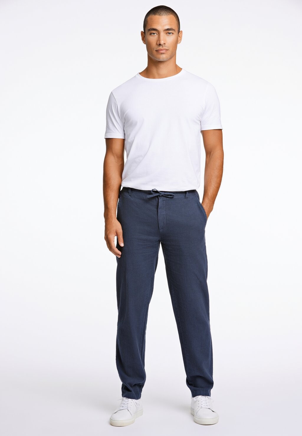 Брюки Lindbergh, цвет navy
Брюки Lindbergh, цвет navy