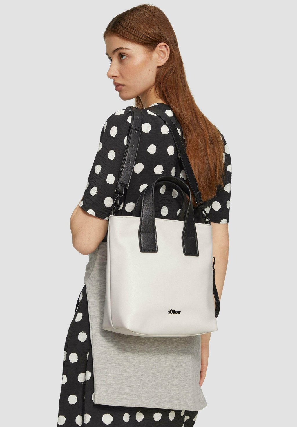 Сумка LÄSSIGER SHOPPER MIT ABNEHMBAREN RIEMEN UND KURZTRAGEHENKEL s.Oliver, песочный, Бежевый, Сумка LÄSSIGER SHOPPER MIT ABNEHMBAREN RIEMEN UND KURZTRAGEHENKEL s.Oliver, песочный
Сумка LÄSSIGER SHOPPER MIT ABNEHMBAREN RIEMEN UND KURZTRAGEHENKEL s.Oliver, песочный, Бежевый, Сумка LÄSSIGER SHOPPER MIT ABNEHMBAREN RIEMEN UND KURZTRAGEHENKEL s.Oliver, песочный