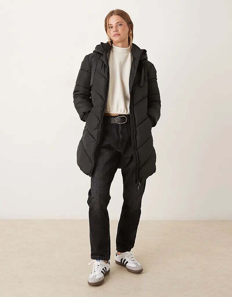 Утепленное пальто JDY с капюшоном и шевронным узором, черное
Утепленное пальто JDY с капюшоном и шевронным узором, черное