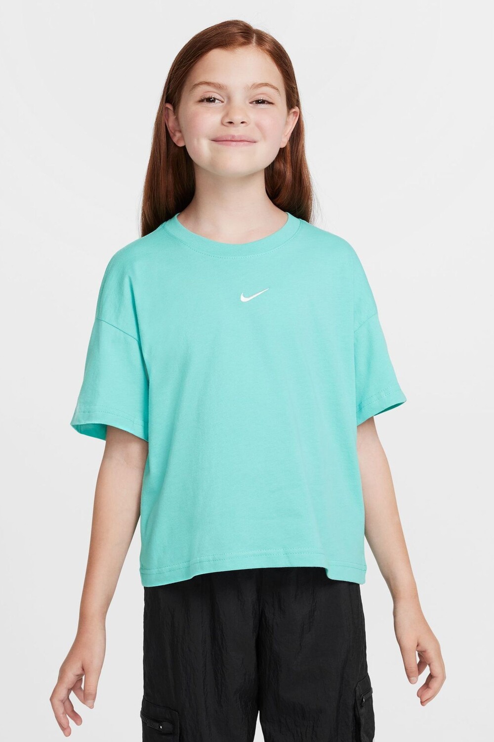 Спортивная свободная футболка из 100% хлопка Nike, зеленый 
Спортивная свободная футболка из 100% хлопка Nike, зеленый