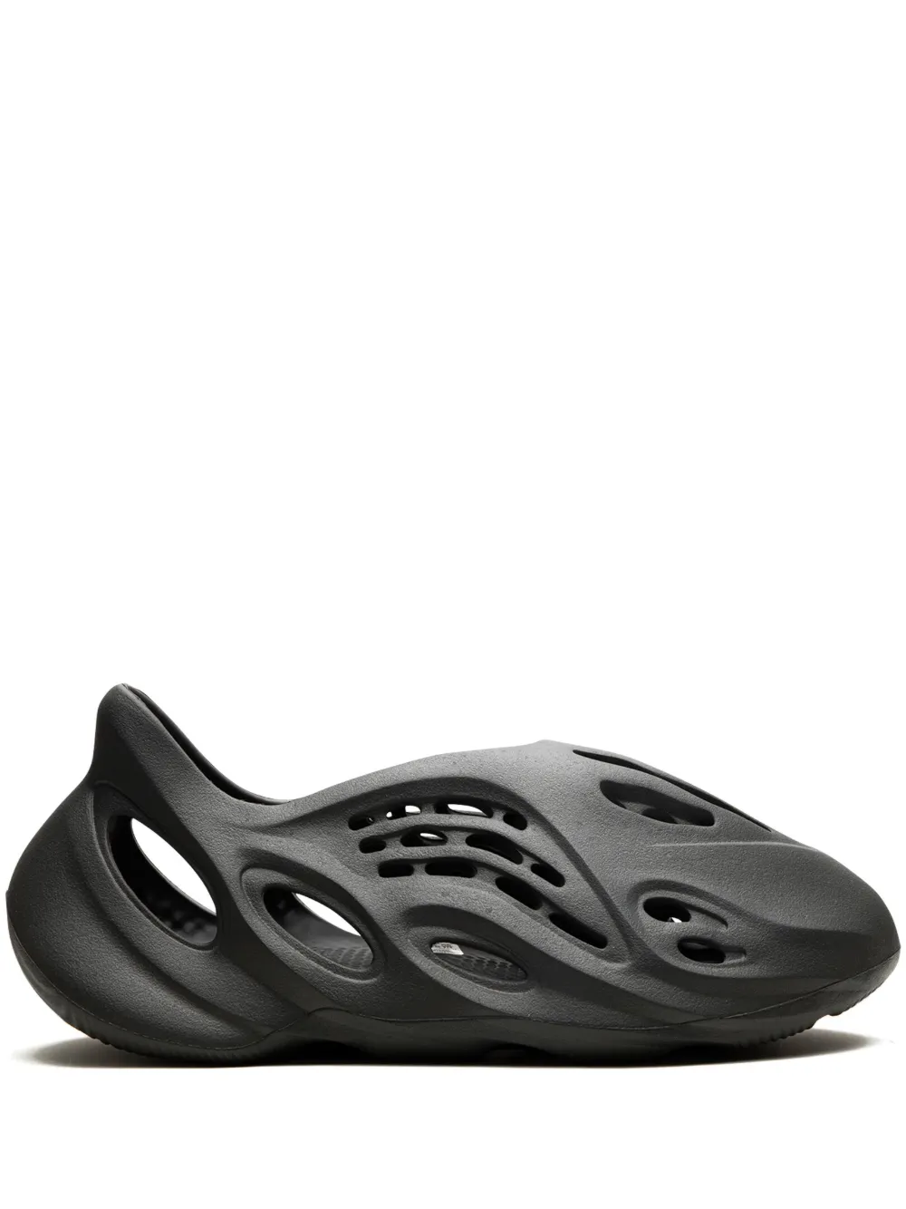 Кроссовки Yeezy Foam Runner Carbon Adidas, черный
Кроссовки Yeezy Foam Runner Carbon Adidas, черный