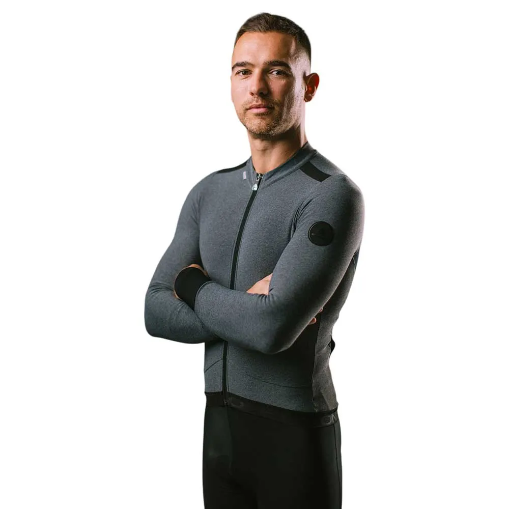 Джерси с длинным рукавом Etxeondo Bomber, серый
Джерси с длинным рукавом Etxeondo Bomber, серый