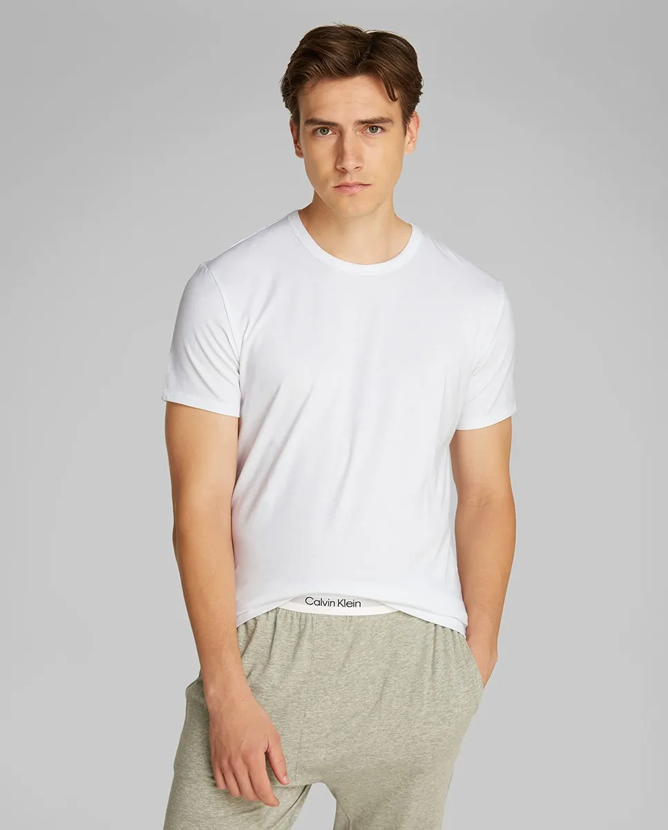 Упаковка из 3 футболок с короткими рукавами и круглым вырезом Calvin Klein, белый
Упаковка из 3 футболок с короткими рукавами и круглым вырезом Calvin Klein, белый