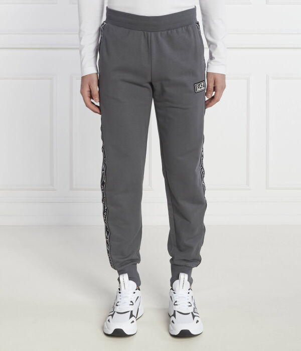 Спортивные брюки мужские Ea7 с лампасами, серый
Спортивные брюки мужские Ea7 с лампасами, серый