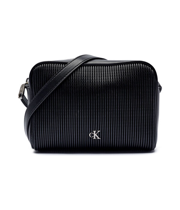 Сумка через плечо женская Calvin Klein Jeans ребристая, черный
Сумка через плечо женская Calvin Klein Jeans ребристая, черный