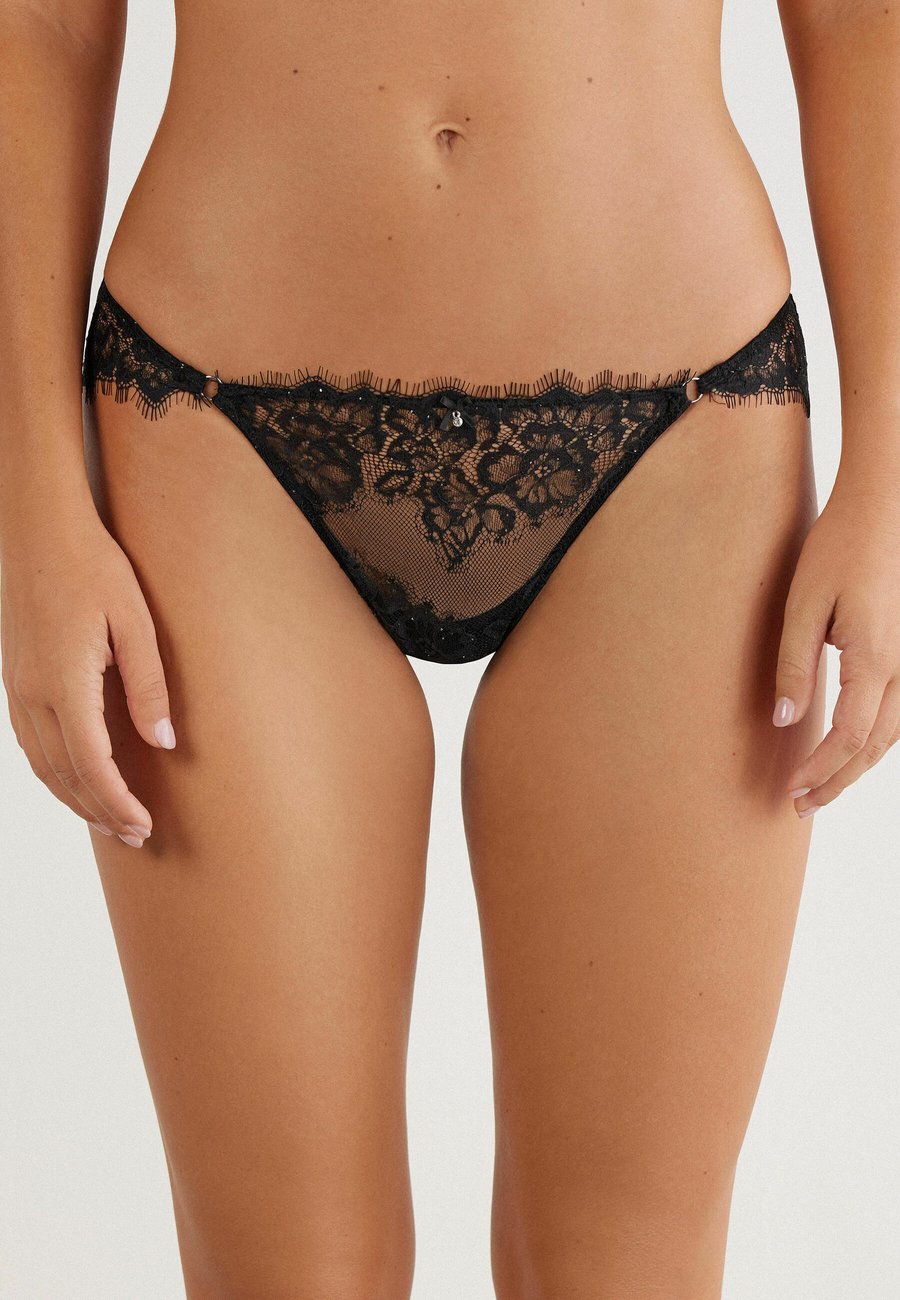 Брифы Intimissimi GLIMMER OF PLEASURE, Black
Брифы Intimissimi GLIMMER OF PLEASURE, Black