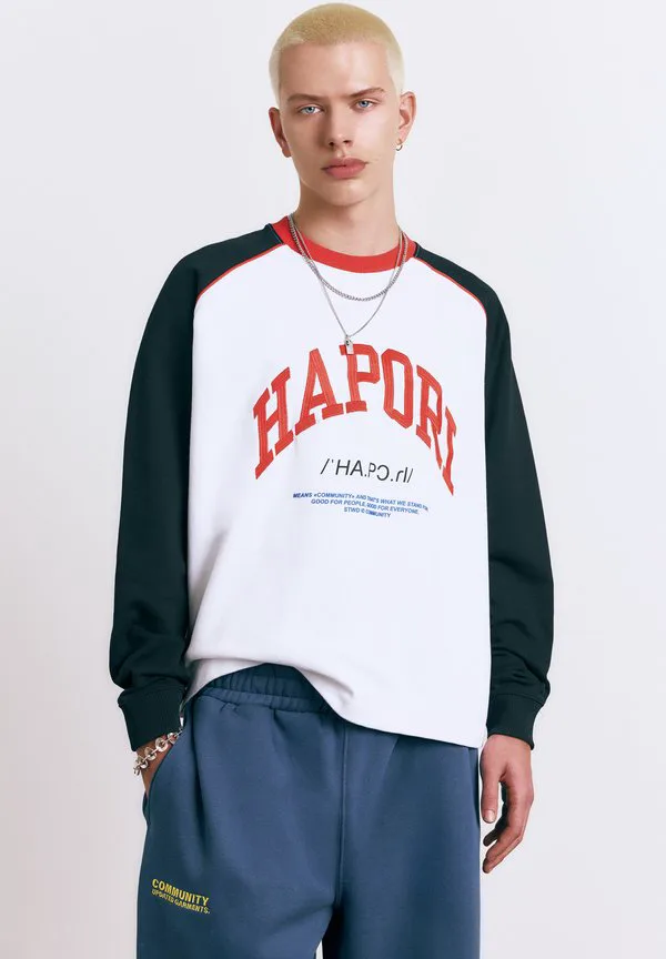 Толстовка с длинным рукавом реглан Pull&Bear, White, Белый, Толстовка с длинным рукавом реглан Pull&Bear, White
Толстовка с длинным рукавом реглан Pull&Bear, White, Белый, Толстовка с длинным рукавом реглан Pull&Bear, White