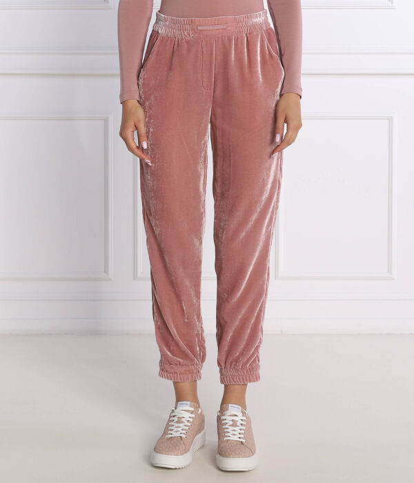 Спортивные брюки женские Marella Sport Radix бархатистые на резинке, розовый
Спортивные брюки женские Marella Sport Radix бархатистые на резинке, розовый