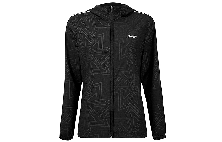 LINING Куртка женская черная
LINING Куртка женская черная