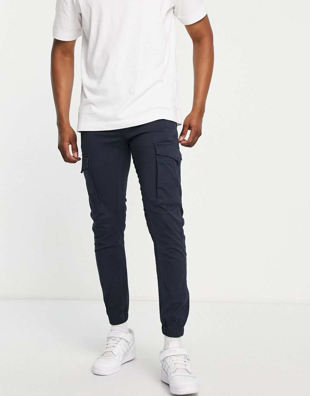 Темно-синие узкие брюки-карго с манжетами Jack & Jones Intelligence, Синий, Темно-синие узкие брюки-карго с манжетами Jack & Jones Intelligence
Темно-синие узкие брюки-карго с манжетами Jack & Jones Intelligence, Синий, Темно-синие узкие брюки-карго с манжетами Jack & Jones Intelligence
