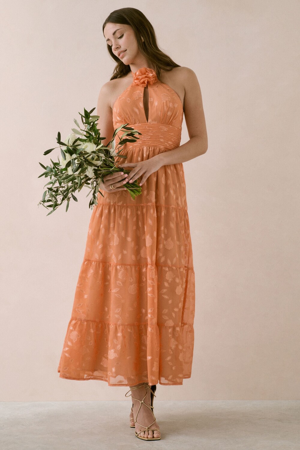 Платье миди с вырезом халтер и корсажем Maya, оранжевый
Платье миди с вырезом халтер и корсажем Maya, оранжевый