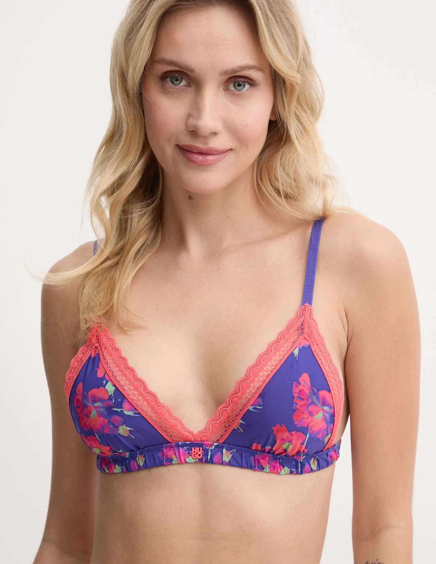 Бюстгальтер HUGO, синий
Бюстгальтер HUGO, синий