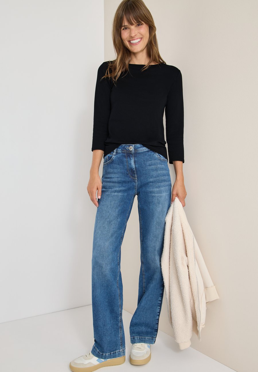 Топ Cecil BASIC U-BOOT, Schwarz/Black
Топ Cecil BASIC U-BOOT, Schwarz/Black