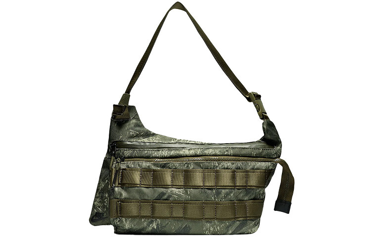 Поясная сумка унисекс Nike, Оливково-зеленый/черный
Поясная сумка унисекс Nike, Оливково-зеленый/черный