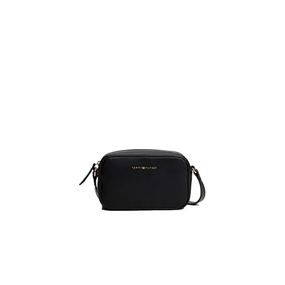 Сумка через плечо Tommy Hilfiger AW0AW18115, черный
Сумка через плечо Tommy Hilfiger AW0AW18115, черный
