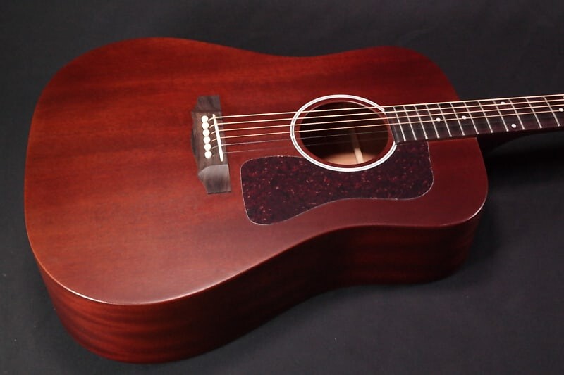 Акустическая гитара Guild D-20 NAT - Dreadnought All Mahogany - Natural Satin - 289
Акустическая гитара Guild D-20 NAT - Dreadnought All Mahogany - Natural Satin - 289