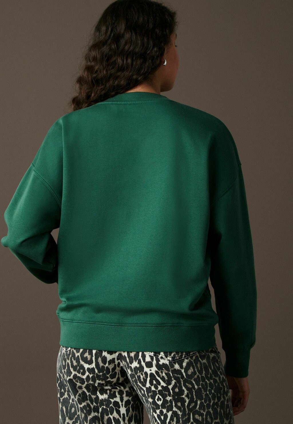 Толстовка NOVELTY CHRISTMAS FUN GRAPHIC STOCKING COWBOY BOOT CREW NECK Next, зеленый
Толстовка NOVELTY CHRISTMAS FUN GRAPHIC STOCKING COWBOY BOOT CREW NECK Next, зеленый