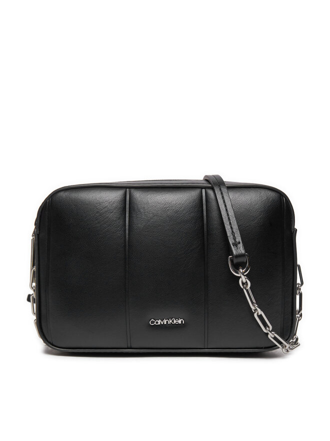 Сумочка Line Quilt Camera Bag K60K613076 Calvin Klein, черный
Сумочка Line Quilt Camera Bag K60K613076 Calvin Klein, черный