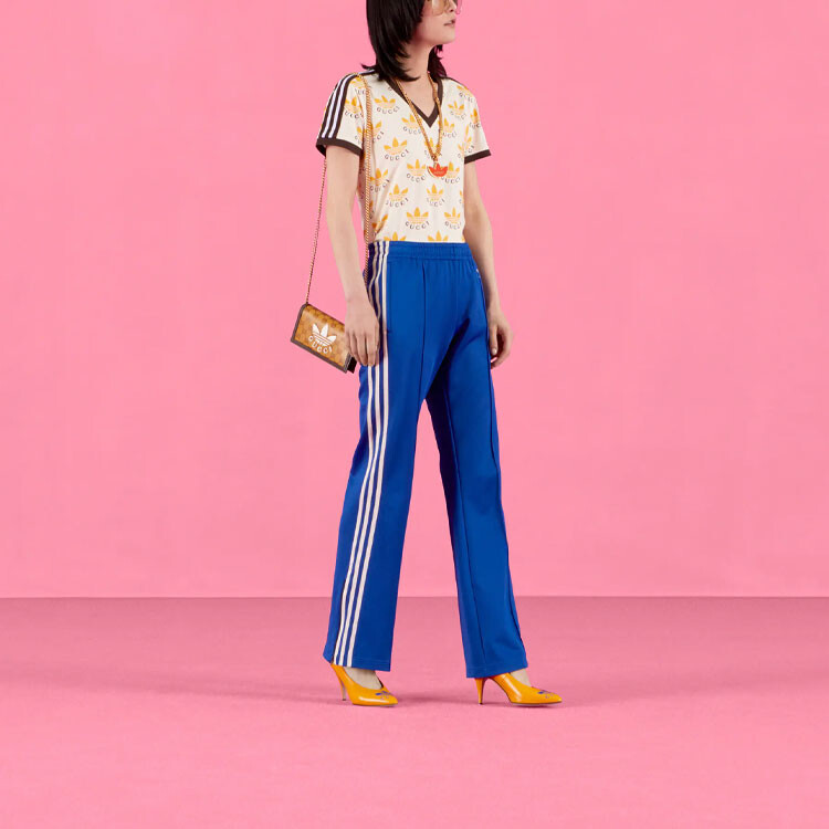 Футболка Adidas Originals X ADIDAS унисекс цвета слоновой кости и белого цвета Gucci, белый
Футболка Adidas Originals X ADIDAS унисекс цвета слоновой кости и белого цвета Gucci, белый