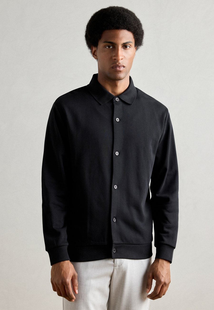 Толстовка Lindbergh Zip-up sweatshirt, Black
Толстовка Lindbergh Zip-up sweatshirt, Black