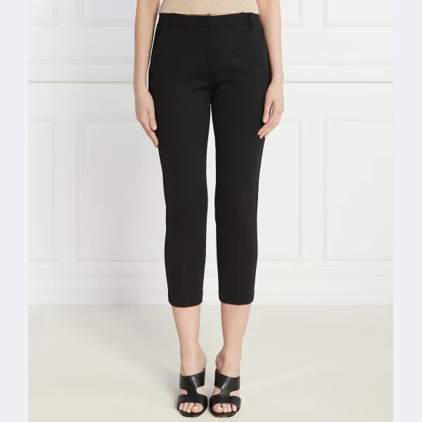 Брюки-Сигареты стандартного кроя Pinko, черный
Брюки-Сигареты стандартного кроя Pinko, черный