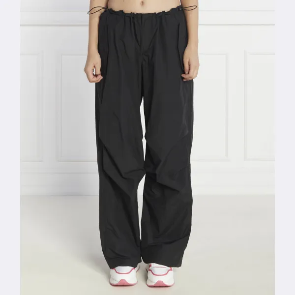 Брюки свободного кроя Tommy Hilfiger, черный
Брюки свободного кроя Tommy Hilfiger, черный