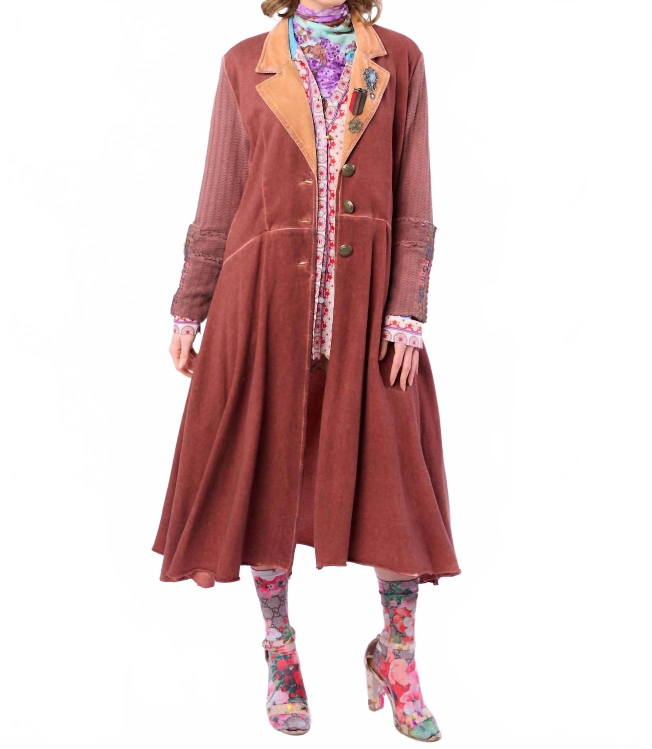 Капитанский мундир в ржавчине Aratta, Rust
Капитанский мундир в ржавчине Aratta, Rust