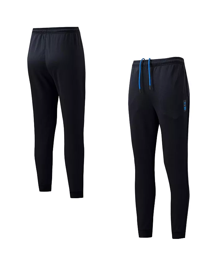 Мужские черные флисовые спортивные брюки El Salvador National Team Umbro
Мужские черные флисовые спортивные брюки El Salvador National Team Umbro